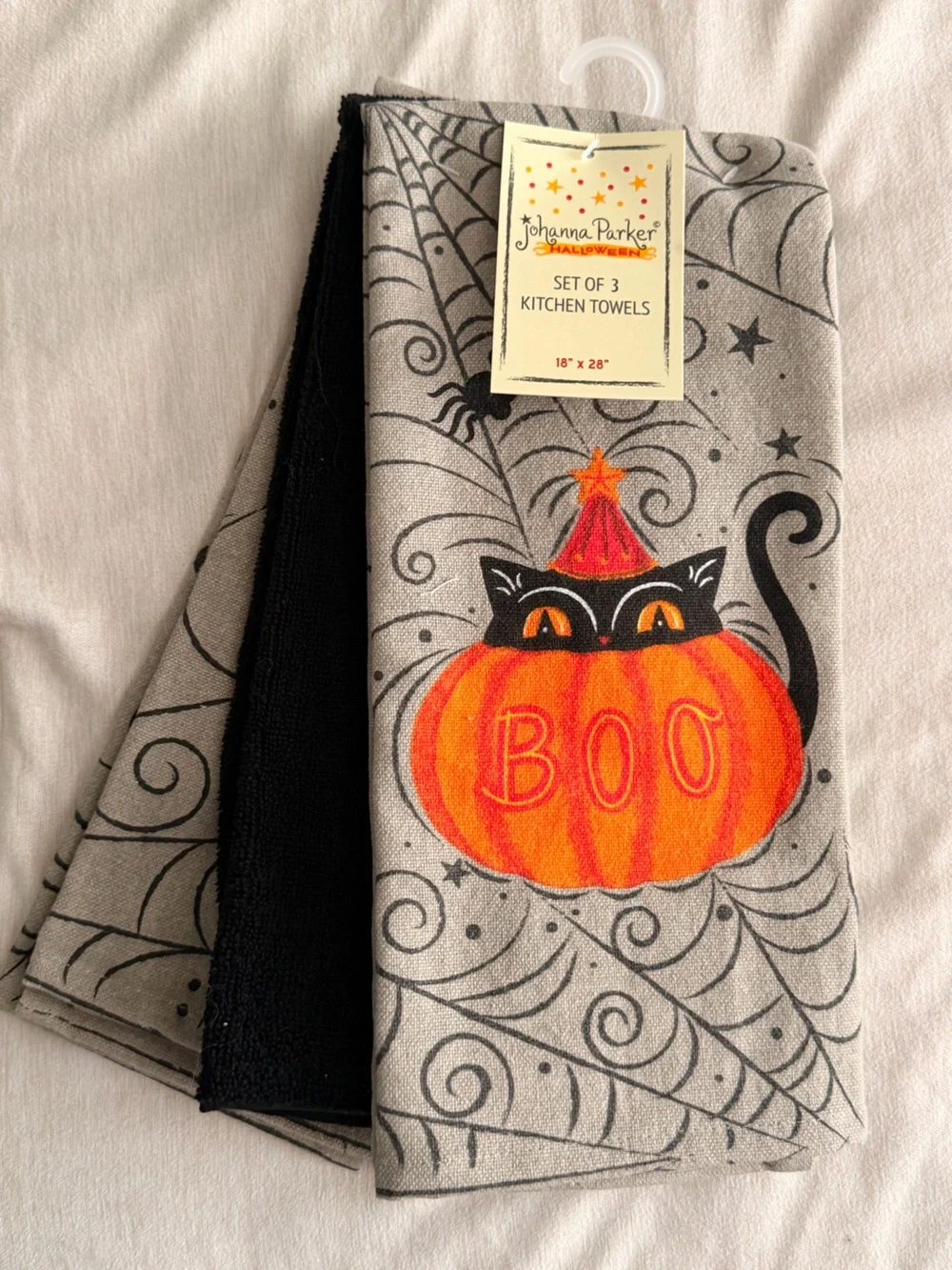 Johanna Parker Halloween Pumpkin Cat 'Boo' Kitchen Towel - Orange & Black